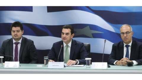 &Sigma;&kappa;&rho;έ&kappa;&alpha;&sigmaf;: &laquo;&Phi;&theta;&eta;&nu;ό&tau;&epsilon;&rho;&epsilon;&sigmaf; &tau;&iota;&mu;έ&sigmaf; &mu;&epsilon; &delta;&rho;&alpha;&sigma;&tau;&iota;&kappa;έ&sigmaf; &alpha;&lambda;&lambda;&alpha;&gamma;έ&sigmaf; &sigma;&tau;&eta;&nu; &tau;&iota;&mu;&omicron;&lambda;ό&gamma;&eta;&sigma;&eta; &kappa;&alpha;&iota; &sigma;&tau;&iota;&sigmaf; &epsilon;&kappa;&pi;&tau;ώ&sigma;&epsilon;&iota;&sigmaf;&raquo;