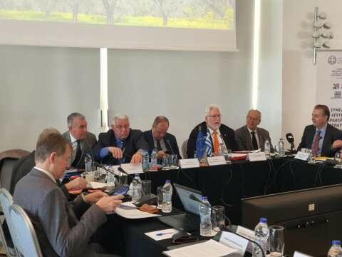 &Upsilon;&phi;&Alpha;&Alpha;&Tau;, &Sigma;&tau;&alpha;&mu;&epsilon;&nu;ί&tau;&eta;&sigmaf;: &Sigma;&upsilon;&nu;&epsilon;&chi;ί&zeta;&omicron;&upsilon;&mu;&epsilon; &tau;&iota;&sigmaf; &pi;&rho;&omicron;&sigma;&pi;ά&theta;&epsilon;&iota;&epsilon;&sigmaf; &gamma;&iota;&alpha; &pi;&epsilon;&rho;&alpha;&iota;&tau;έ&rho;&omega; &alpha;&pi;&lambda;&omicron;&pi;&omicron;ί&eta;&sigma;&eta; &tau;&eta;&sigmaf; &nu;έ&alpha;&sigmaf; &Kappa;&Alpha;&Pi; | &Alpha;&gamma;&rho;&omicron;&tau;&iota;&kappa;ά &nu;έ&alpha; &kappa;&alpha;&iota; &epsilon;&iota;&delta;ή&sigma;&epsilon;&iota;&sigmaf; imathiotikigi.gr