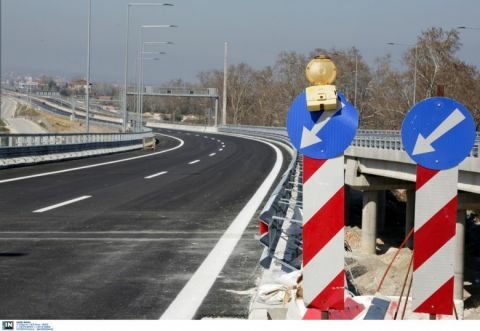 &Epsilon;&rho;&gamma;&alpha;&sigma;ί&epsilon;&sigmaf; &sigma;&upsilon;&nu;&tau;ή&rho;&eta;&sigma;&eta;&sigmaf; &sigma;&tau;&eta;&nu; 2&eta; &Epsilon;&theta;&nu;&iota;&kappa;ή &Omicron;&delta;ό  &Theta;&epsilon;&sigma;&sigma;&alpha;&lambda;&omicron;&nu;ί&kappa;&eta;&sigmaf; - &Kappa;&alpha;&beta;ά&lambda;&alpha;&sigmaf;  &alpha;&pi;ό &tau;&eta;&nu; &Pi;&epsilon;&rho;&iota;&phi;έ&rho;&epsilon;&iota;&alpha; &Kappa;&epsilon;&nu;&tau;&rho;&iota;&kappa;ή&sigmaf; &Mu;&alpha;&kappa;&epsilon;&delta;&omicron;&nu;ί&alpha;&sigmaf;