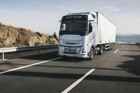 &Pi;έ&nu;&tau;&epsilon; &alpha;&sigma;&tau;έ&rho;&iota;&alpha; &gamma;&iota;&alpha; &tau;&eta; VolvoTrucks &sigma;&epsilon; &alpha;&nu;&epsilon;&xi;ά&rho;&tau;&eta;&tau;&eta; &delta;&omicron;&kappa;&iota;&mu;ή &alpha;&sigma;&phi;ά&lambda;&epsilon;&iota;&alpha;&sigmaf;