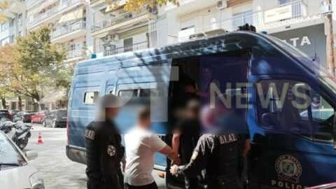 &Sigma;&epsilon; &phi;&upsilon;&lambda;&alpha;&kappa;ή &sigma;&tau;&eta;&nu; &Epsilon;&lambda;&lambda;ά&delta;&alpha; &gamma;&iota;&alpha; 30 &mu;έ&rho;&epsilon;&sigmaf; &omicron;&iota; &Rho;&omicron;&upsilon;&mu;ά&nu;&omicron;&iota; &omicron;&pi;&alpha;&delta;&omicron;ί