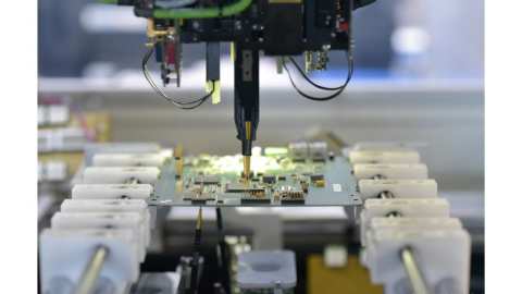 &Kappa;&rho;ί&sigma;&iota;&mu;&omicron;&iota; &tau;&epsilon;&chi;&nu;&omicron;&lambda;&omicron;&gamma;&iota;&kappa;&omicron;ί &tau;&omicron;&mu;&epsilon;ί&sigmaf;: &pi;ώ&sigmaf; &sigma;&chi;&epsilon;&delta;&iota;ά&zeta;&epsilon;&iota; &eta; &Epsilon;&Epsilon; &nu;&alpha; &sigma;&tau;&eta;&rho;ί&xi;&epsilon;&iota; &beta;&alpha;&sigma;&iota;&kappa;έ&sigmaf; &beta;&iota;&omicron;&mu;&eta;&chi;&alpha;&nu;ί&epsilon;&sigmaf;