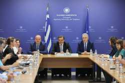 &Pi;&rho;ώ&tau;&omicron; &pi;&alpha;&kappa;έ&tau;&omicron; 7 &mu;έ&tau;&rho;&omega;&nu; &sigma;&tau;ή&rho;&iota;&xi;&eta;&sigmaf; &tau;&eta;&sigmaf; &epsilon;&lambda;&lambda;&eta;&nu;&iota;&kappa;ή&sigmaf; &alpha;&lambda;&iota;&epsilon;ί&alpha;&sigmaf; &alpha;&nu;&alpha;&kappa;&omicron;ί&nu;&omega;&sigma;&epsilon; &omicron; &Upsilon;&pi;&Alpha;&Alpha;&Tau; &Mu;&alpha;&rho;&gamma;&alpha;&rho;ί&tau;&eta;&sigmaf; &Sigma;&chi;&omicron;&iota;&nu;ά&sigmaf; &mu;&epsilon;&tau;ά &alpha;&pi;ό &sigma;ύ&sigma;&kappa;&epsilon;&psi;&eta; &mu;&epsilon; &alpha;&lambda;&iota;&epsilon;ί&sigmaf;