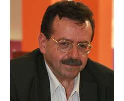 &Alpha;&pi;ά&nu;&tau;&eta;&sigma;&eta; &tau;&omicron;&upsilon; &pi;&rho;&omicron;έ&delta;&rho;&omicron;&upsilon; &tau;&eta;&sigmaf; &Epsilon;&Delta;&Omicron;&Pi; &Chi;. &Gamma;&iota;&alpha;&nu;&nu;&alpha;&kappa;ά&kappa;&eta; &sigma;&tau;&omicron; &beta;&omicron;&upsilon;&lambda;&epsilon;&upsilon;&tau;ή &Nu;&Delta; &Pi;έ&lambda;&lambda;&alpha;&sigmaf; &Gamma;. &Kappa;&alpha;&rho;&alpha;&sigma;&mu;ά&nu;&eta;