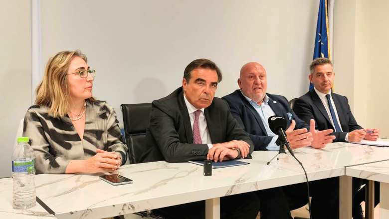 &Sigma;&upsilon;&nu;έ&nu;&tau;&epsilon;&upsilon;&xi;&eta; &Tau;ύ&pi;&omicron;&upsilon; &tau;&omicron;&upsilon; &Upsilon;&Pi;&Alpha;&Alpha;&Tau; &Mu;&alpha;&rho;&gamma;&alpha;&rho;ί&tau;&eta; &Sigma;&chi;&omicron;&iota;&nu;ά &sigma;&tau;&eta; &Beta;έ&rho;&omicron;&iota;&alpha; &ndash; &Delta;&epsilon;&nu; έ&pi;&epsilon;&iota;&sigma;&alpha;&nu; &omicron;&iota; &alpha;&pi;&alpha;&nu;&tau;ή&sigma;&epsilon;&iota;&sigmaf; &tau;&omicron;&upsilon; (&Beta;ί&nu;&tau;&epsilon;&omicron;)