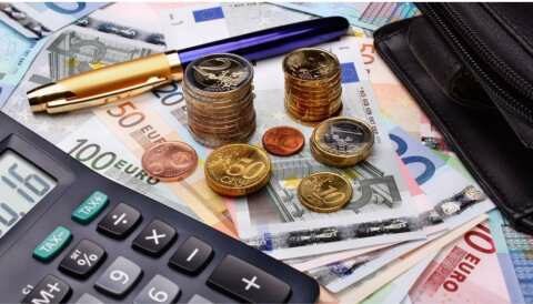 &Alpha;&upsilon;&xi;ή&sigma;&epsilon;&iota;&sigmaf; &alpha;&pi;&omicron;&delta;&omicron;&chi;ώ&nu; 2024: &Pi;&omicron;&iota;&omicron;&iota;, &pi;ό&tau;&epsilon; &kappa;&alpha;&iota; &pi;ό&sigma;&alpha; &chi;&rho;ή&mu;&alpha;&tau;&alpha; &theta;&alpha; &lambda;ά&beta;&omicron;&upsilon;&nu; &epsilon;&pi;&iota;&pi;&lambda;έ&omicron;&nu;