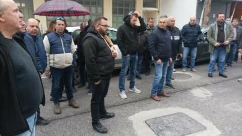 &Sigma;&tau;ή&rho;&iota;&xi;&eta; &epsilon;&iota;&sigma;&omicron;&delta;ή&mu;&alpha;&tau;&omicron;&sigmaf; &sigma;&tau;&alpha; &mu;ή&lambda;&alpha;, &alpha;&mu;ύ&gamma;&delta;&alpha;&lambda;&alpha;, &kappa;ά&sigma;&tau;&alpha;&nu;&alpha; , &kappa;&epsilon;&rho;ά&sigma;&iota;&alpha;, &zeta;ή&tau;&eta;&sigma;&alpha;&nu; &Lambda;&alpha;&rho;&iota;&sigma;&alpha;ί&omicron;&iota; &alpha;&gamma;&rho;ό&tau;&epsilon;&sigmaf; &sigma;&epsilon; &pi;&alpha;&rho;ά&sigma;&tau;&alpha;&sigma;&eta; &delta;&iota;&alpha;&mu;&alpha;&rho;&tau;&upsilon;&rho;ί&alpha;&sigmaf; &sigma;&tau;&omicron; &kappa;&alpha;&tau;ά&sigma;&tau;&eta;&mu;&alpha; &tau;&omicron;&upsilon; &Epsilon;&Lambda;&Gamma;&Alpha; &Lambda;ά&rho;&iota;&sigma;&alpha;&sigmaf;