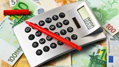 &Alpha;&pi;&alpha;&lambda;&lambda;&alpha;&gamma;ή &Epsilon;&Nu;&Phi;&Iota;&Alpha; &gamma;&iota;&alpha; &tau;&alpha; έ&tau;&eta; 2023 &kappa;&alpha;&iota; 2024 &sigma;&epsilon; &pi;ά&nu;&omega; &alpha;&pi;ό 110.000 &delta;&iota;&kappa;&alpha;&iota;&omicron;ύ&chi;&omicron;&upsilon;&sigmaf;