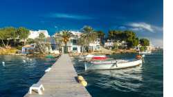 &Pi;ά&nu;&omega; &alpha;&pi;ό &tau;&omicron; έ&nu;&alpha; &tau;&rho;ί&tau;&omicron; &tau;&omega;&nu; &tau;&omicron;&upsilon;&rho;&iota;&sigma;&tau;&iota;&kappa;ώ&nu; &delta;&iota;&alpha;&nu;&upsilon;&kappa;&tau;&epsilon;&rho;&epsilon;ύ&sigma;&epsilon;&omega;&nu; &pi;&epsilon;&rho;&nu;&omicron;ύ&nu; &tau;&omicron;&nu; &Iota;&omicron;ύ&lambda;&iota;&omicron; &kappa;&alpha;&iota; &tau;&omicron;&nu; &Alpha;ύ&gamma;&omicron;&upsilon;&sigma;&tau;&omicron;