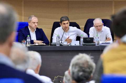 &Epsilon;&pi;&tau;ά &beta;ή&mu;&alpha;&tau;&alpha; &tau;&omicron;&upsilon; &Upsilon;&Pi;&Alpha;&Alpha;&Tau; &gamma;&iota;&alpha; &sigma;&tau;ή&rho;&iota;&xi;&eta; &tau;&omega;&nu; &pi;&lambda;&eta;&gamma;έ&nu;&tau;&omega;&nu; &kappa;&tau;&eta;&nu;&omicron;&tau;&rho;ό&phi;&omega;&nu;