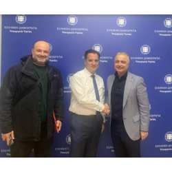 &Sigma;&tau;&omicron;&nu; &Upsilon;&pi;&omicron;&upsilon;&rho;&gamma;ό &Upsilon;&gamma;&epsilon;ί&alpha;&sigmaf; &gamma;&iota;&alpha; &tau;&omicron; &Nu;&omicron;&sigma;&omicron;&kappa;&omicron;&mu;&epsilon;ί&omicron; &tau;&eta;&sigmaf; &Nu;ά&omicron;&upsilon;&sigma;&alpha;&sigmaf; &omicron; &Lambda;ά&zeta;&alpha;&rho;&omicron;&sigmaf; &Tau;&sigma;&alpha;&beta;&delta;&alpha;&rho;ί&delta;&eta;&sigmaf;