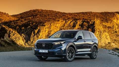 Honda CR-V &ndash; &Tau;&omicron; &kappa;&omicron;&rho;&upsilon;&phi;&alpha;ί&omicron; SUV &tau;&eta;&sigmaf; Honda &epsilon;ί&nu;&alpha;&iota; &delta;&iota;&alpha;&theta;έ&sigma;&iota;&mu;&omicron; &sigma;&tau;&eta;&nu; &Epsilon;&lambda;&lambda;ά&delta;&alpha;