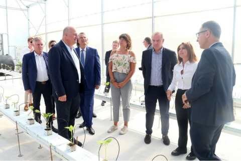 &Epsilon;&pi;ί&sigma;&kappa;&epsilon;&psi;&eta; &Upsilon;&pi;&Alpha;&Alpha;&Tau; &mu;&epsilon; &tau;&omicron;&nu; &Gamma;&epsilon;&rho;&mu;&alpha;&nu;ό &omicron;&mu;ό&lambda;&omicron;&gamma;ό &tau;&omicron;&upsilon; &sigma;&tau;&omicron; &Epsilon;&lambda;&lambda;&eta;&nu;&iota;&kappa;ό &Kappa;έ&nu;&tau;&rho;&omicron; &Nu;&alpha;&nu;&omicron;&tau;&epsilon;&chi;&nu;&omicron;&lambda;&omicron;&gamma;ί&alpha;&sigmaf; &kappa;&alpha;&iota; &sigma;&tau;&iota;&sigmaf; &epsilon;&gamma;&kappa;&alpha;&tau;&alpha;&sigma;&tau;ά&sigma;&epsilon;&iota;&sigmaf; &tau;&omicron;&upsilon; &Omicron;&Epsilon;&Tau; &sigma;&tau;&eta; &Theta;&epsilon;&sigma;&sigma;&alpha;&lambda;&omicron;&nu;ί&kappa;&eta;