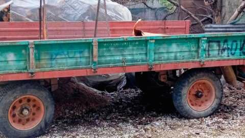 &Pi;&omega;&lambda;&epsilon;ί&tau;&alpha;&iota; &pi;&lambda;&alpha;&tau;&phi;ό&rho;&mu;&alpha; &kappa;&alpha;&iota; &kappa;&omicron;&tau;&sigma;&alpha;&delta;&omicron;ύ&rho;&alpha;