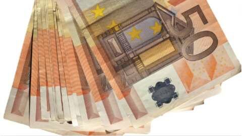 &Pi;ό&tau;&epsilon; &pi;&lambda;&eta;&rho;ώ&nu;&epsilon;&tau;&alpha;&iota; &eta; &tau;&rho;ί&tau;&eta; &delta;ό&sigma;&eta; &gamma;&iota;&alpha; &tau;&omicron; &epsilon;&pi;ί&delta;&omicron;&mu;&alpha; &pi;&alpha;&iota;&delta;&iota;&omicron;ύ &Alpha;21 &tau;&omicron;&upsilon; &Omicron;&Pi;&Epsilon;&Kappa;&Alpha;