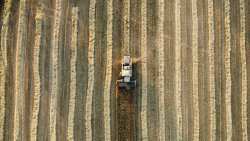 &Pi;&Omicron;&Gamma;&Epsilon;&Delta;&Upsilon;: Ό&tau;&alpha;&nu; &eta; &laquo;&mu;&epsilon;&tau;&alpha;&rho;&rho;ύ&theta;&mu;&iota;&sigma;&eta;&raquo; &kappa;&alpha;&tau;&alpha;&rho;&rho;έ&epsilon;&iota;, &omicron; &ldquo;&Beta;&alpha;&sigma;&iota;&lambda;&iota;ά&sigmaf; Ή&lambda;&iota;&omicron;&sigmaf;&rdquo; &omicron;&phi;&epsilon;ί&lambda;&epsilon;&iota; &nu;&alpha; &lambda;&omicron;&gamma;&omicron;&delta;&omicron;&tau;ή&sigma;&epsilon;&iota;&raquo;