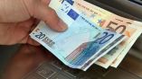 &Alpha;&nu;&alpha;&delta;&rho;&omicron;&mu;&iota;&kappa;ά: &Pi;&omicron;&iota;&alpha; &epsilon;ί&nu;&alpha;&iota; &tau;&alpha; &chi;&rho;ή&mu;&alpha;&tau;&alpha; &tau;&omega;&nu; &laquo;&epsilon;&pi;&iota;&sigma;&tau;&rho;&omicron;&phi;ώ&nu;&raquo; - &Alpha;&nu;&alpha;&lambda;&upsilon;&tau;&iota;&kappa;&omicron;ί &pi;ί&nu;&alpha;&kappa;&epsilon;&sigmaf;