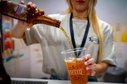 &Eta; &Nu;&Eta;&Sigma;&Omicron;&Sigma; έ&delta;&omega;&sigma;&epsilon; &alpha;έ&rho;&alpha; &Tau;ή&nu;&omicron;&upsilon; &sigma;&tau;&omicron; World of Beer Festival 2025