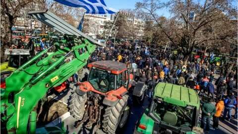&Mu;&eta;&chi;&alpha;&nu;&omicron;&kappa;ί&nu;&eta;&tau;&eta; &pi;&omicron;&rho;&epsilon;ί&alpha; &mu;&epsilon; &tau;&rho;&alpha;&kappa;&tau;έ&rho; &sigma;&tau;&omicron; &kappa;έ&nu;&tau;&rho;&omicron; &tau;&eta;&sigmaf; &Lambda;ά&rho;&iota;&sigma;&alpha;&sigmaf; &pi;&rho;&alpha;&gamma;&mu;&alpha;&tau;&omicron;&pi;&omicron;&iota;&omicron;ύ&nu; &sigma;ή&mu;&epsilon;&rho;&alpha; &omicron;&iota; &alpha;&gamma;&rho;ό&tau;&epsilon;&sigmaf;