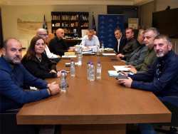 Έ&pi;&iota;&alpha;&sigma;&epsilon; &delta;&omicron;&upsilon;&lambda;&epsilon;&iota;ά &eta; &Delta;&iota;&alpha;&chi;&epsilon;&iota;&rho;&iota;&sigma;&tau;&iota;&kappa;ή &Epsilon;&pi;&iota;&tau;&rho;&omicron;&pi;ή &tau;&eta;&sigmaf; &Alpha;&gamma;&rho;&omicron;&delta;&iota;&alpha;&tau;&rho;&omicron;&phi;&iota;&kappa;ή&sigmaf; &Sigma;ύ&mu;&pi;&rho;&alpha;&xi;&eta;&sigmaf; &tau;&eta;&sigmaf; &Pi;&epsilon;&rho;&iota;&phi;έ&rho;&epsilon;&iota;&alpha;&sigmaf; &Theta;&epsilon;&sigma;&sigma;&alpha;&lambda;ί&alpha;&sigmaf;