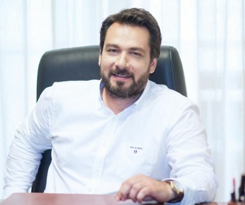 &Tau;ά&sigma;&omicron;&sigmaf; &Mu;&pi;&alpha;&rho;&tau;&zeta;ώ&kappa;&alpha;&sigmaf;: &Omicron;&iota; &epsilon;&lambda;&epsilon;ύ&theta;&epsilon;&rho;&omicron;&iota; &epsilon;&pi;&alpha;&gamma;&gamma;&epsilon;&lambda;&mu;&alpha;&tau;ί&epsilon;&sigmaf; &kappa;&alpha;&iota; &omicron;&iota; &sigma;&upsilon;&nu;&tau;&alpha;&xi;&iota;&omicron;ύ&chi;&omicron;&iota; &mu;&pi;&omicron;&rho;&omicron;ύ&nu; &nu;&alpha; &pi;&epsilon;&rho;&iota;&mu;έ&nu;&omicron;&upsilon;&nu; &kappa;&alpha;&lambda;ύ&tau;&epsilon;&rho;&epsilon;&sigmaf; &mu;έ&rho;&epsilon;&sigmaf;