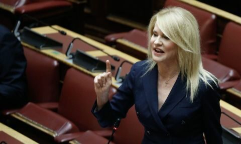 &Theta;. &Tau;&zeta;ά&kappa;&rho;&eta; : &Kappa;&alpha;&tau;&alpha;&sigma;&pi;&alpha;&tau;ά&lambda;&eta;&sigma;&eta; &tau;&omicron;&upsilon; &delta;&eta;&mu;&omicron;&sigma;ί&omicron;&upsilon; &chi;&rho;ή&mu;&alpha;&tau;&omicron;&sigmaf; &kappa;&alpha;&iota; &alpha;&pi;&omicron;&delta;&upsilon;&nu;ά&mu;&omega;&sigma;&eta; &tau;&omicron;&upsilon; &Epsilon;&theta;&nu;&iota;&kappa;&omicron;ύ &Sigma;&upsilon;&sigma;&tau;ή&mu;&alpha;&tau;&omicron;&sigmaf; &Upsilon;&gamma;&epsilon;ί&alpha;&sigmaf;