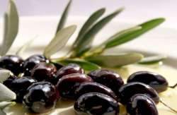 &Upsilon;&pi;&Alpha;&Alpha;&Tau;: &Sigma;&tau;&eta;&rho;ί&zeta;&omicron;&upsilon;&mu;&epsilon; &tau;&omicron; &epsilon;&theta;&nu;&iota;&kappa;ό &pi;&rho;&omicron;ϊό&nu; &tau;&eta;&sigmaf; &epsilon;&lambda;&iota;ά&sigmaf; &alpha;&pi;έ&nu;&alpha;&nu;&tau;&iota; &sigma;&tau;&eta;&nu; &kappa;&lambda;&iota;&mu;&alpha;&tau;&iota;&kappa;ή &kappa;&rho;ί&sigma;&eta;