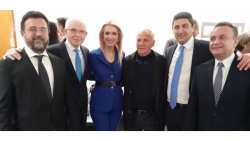 &Lambda;&iota;&nu;&alpha; &Tau;&omicron;&upsilon;&pi;&epsilon;&kappa;&tau;&sigma;&eta;: &Kappa;&alpha;&theta;ή&kappa;&omicron;&nu; &mu;&alpha;&sigmaf; &nu;&alpha; &mu;&epsilon;&tau;&alpha;&phi;έ&rho;&omicron;&upsilon;&mu;&epsilon; &tau;&alpha; &pi;&rho;&omicron;&beta;&lambda;ή&mu;&alpha;&tau;&alpha; &kappa;&alpha;&iota; &tau;&iota;&sigmaf; &alpha;&gamma;&omega;&nu;ί&epsilon;&sigmaf; &tau;&omega;&nu; &alpha;&gamma;&rho;&omicron;&tau;ώ&nu; &sigma;&tau;&eta;&nu; &kappa;&epsilon;&nu;&tau;&rho;&iota;&kappa;ή &delta;&iota;&omicron;ί&kappa;&eta;&sigma;&eta;