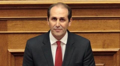 &Alpha;&pi;. &Beta;&epsilon;&sigma;&upsilon;&rho;ό&pi;&omicron;&upsilon;&lambda;&omicron;&sigmaf; : "&Eta; &sigma;&upsilon;&nu;&tau;&alpha;&gamma;&mu;&alpha;&tau;&iota;&kappa;ή &alpha;&nu;&alpha;&theta;&epsilon;ώ&rho;&eta;&sigma;&eta; &tau;&eta;&sigmaf; &kappa;&upsilon;&beta;έ&rho;&nu;&eta;&sigma;&eta;&sigmaf;, &upsilon;&pi;&eta;&rho;&epsilon;&tau;&epsilon;ί &kappa;&omicron;&mu;&mu;&alpha;&tau;&iota;&kappa;έ&sigmaf; &sigma;&kappa;&omicron;&pi;&iota;&mu;ό&tau;&eta;&tau;&epsilon;&sigmaf;"