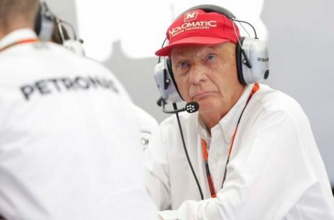 Έ&phi;&upsilon;&gamma;&epsilon; &alpha;&pi;ό &tau;&eta; &zeta;&omega;ή &omicron; &alpha;&lambda;&eta;&theta;&iota;&nu;ό&sigmaf; &theta;&rho;ύ&lambda;&omicron;&sigmaf; &tau;&eta;&sigmaf; F1 &Nu;ί&kappa;&iota; &Lambda;ά&omicron;&upsilon;&nu;&tau;&alpha;