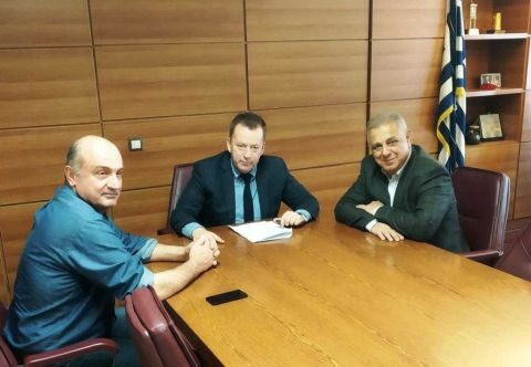 &Gamma;&iota;&alpha; De minimis &sigma;&tau;&alpha; &alpha;&mu;ύ&gamma;&delta;&alpha;&lambda;&alpha; έ&kappa;&alpha;&nu;&epsilon; &lambda;ό&gamma;&omicron; &sigma;&epsilon; &delta;&eta;&lambda;ώ&sigma;&epsilon;&iota;&sigmaf; &tau;&omicron;&upsilon; &omicron; &Upsilon;&phi;&upsilon;&pi;&omicron;&upsilon;&rho;&gamma;ό&sigmaf; &Alpha;&Alpha; &amp; &Tau; &Beta;&alpha;&sigma;ί&lambda;&eta;&sigmaf; &Kappa;ό&kappa;&kappa;&alpha;&lambda;&eta;&sigmaf;