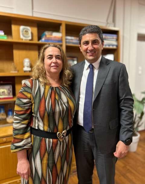 &Eta; &Epsilon;&lambda;&lambda;ά&delta;&alpha; &alpha;&pi;&omicron;&kappa;&tau;ά &kappa;&alpha;&iota; &pi;ά&lambda;&iota; &Epsilon;&theta;&nu;&iota;&kappa;ή &Sigma;&upsilon;&nu;&tau;&omicron;&nu;ί&sigma;&tau;&rho;&iota;&alpha; &tau;&omicron;&upsilon; &Upsilon;&Pi;&Alpha;&Alpha;&Tau; &sigma;&tau;&omicron;&nu; FAO