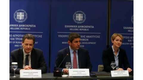 &Alpha;&upsilon;&gamma;&epsilon;&nu;ά&kappa;&eta;&sigmaf;: &Pi;&alpha;&kappa;έ&tau;&omicron; &mu;&epsilon;&sigma;&omicron;&pi;&rho;ό&theta;&epsilon;&sigma;&mu;&omega;&nu; &kappa;&alpha;&iota; &mu;&alpha;&kappa;&rho;&omicron;&pi;&rho;ό&theta;&epsilon;&sigma;&mu;&omega;&nu; &mu;έ&tau;&rho;&omega;&nu; &ndash; &Omicron;&iota; &alpha;&gamma;&rho;ό&tau;&epsilon;&sigmaf; &nu;&alpha; &tau;&omicron; &alpha;&xi;&iota;&omicron;&lambda;&omicron;&gamma;ή&sigma;&omicron;&upsilon;&nu;