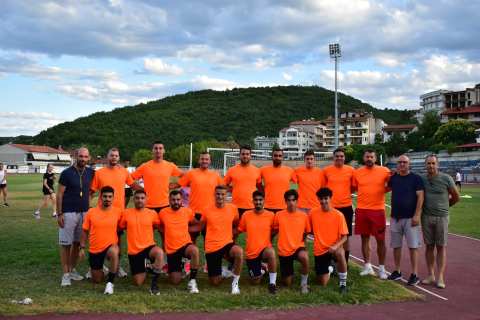 &Pi;&omicron;&lambda;ύ &kappa;&alpha;&lambda;ά &delta;&epsilon;ί&gamma;&mu;&alpha;&tau;&alpha; έ&delta;&epsilon;&iota;&xi;&epsilon; &sigma;&tau;&alpha; &phi;&iota;&lambda;&iota;&kappa;ά &pi;&alpha;&iota;&chi;&nu;ί&delta;&iota;&alpha; &omicron; &Zeta;&alpha;&phi;&epsilon;&iota;&rho;ά&kappa;&eta;&sigmaf; - &Sigma;&tau;&alpha; &tau;έ&lambda;&eta; &Sigma;&epsilon;&pi;&tau;έ&mu;&beta;&rho;&eta; &xi;&epsilon;&kappa;&iota;&nu;ά&epsilon;&iota; &tau;&omicron; &pi;&rho;&omega;&tau;ά&theta;&lambda;&eta;&mu;&alpha; &tau;&eta;&sigmaf; &Alpha;1&rsquo;