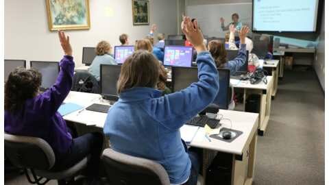 &Mu;&alpha;&theta;ή&mu;&alpha;&tau;&alpha; &pi;&lambda;&eta;&rho;&omicron;&phi;&omicron;&rho;&iota;&kappa;ή&sigmaf; &Delta;&Omega;&Rho;&Epsilon;&Alpha;&Nu;: &Omicron;&iota; &epsilon;&gamma;&gamma;&rho;&alpha;&phi;έ&sigmaf; &sigma;&upsilon;&nu;&epsilon;&chi;ί&zeta;&omicron;&nu;&tau;&alpha;&iota; &sigma;&tau;&eta;&nu; Easy Education