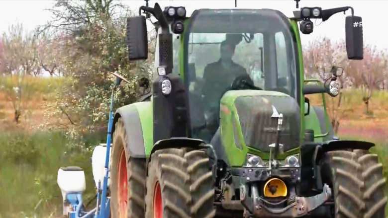 &Alpha;&mu;&phi;ί&pi;&omicron;&lambda;&eta;: &Alpha;&gamma;&rho;ό&tau;&epsilon;&sigmaf; &tau;&rho;ί&tau;&eta;&sigmaf; &gamma;&epsilon;&nu;&iota;ά&sigmaf; &kappa;&alpha;&lambda;&lambda;&iota;&epsilon;&rho;&gamma;&omicron;ύ&nu; &kappa;&alpha;&iota; &tau;&upsilon;&pi;&omicron;&pi;&omicron;&iota;&omicron;ύ&nu; ό&sigma;&pi;&rho;&iota;&alpha;