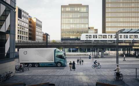 &Eta; Volvo Trucks &lambda;&alpha;&nu;&sigma;ά&rho;&epsilon;&iota; &sigma;&upsilon;&sigma;&tau;ή&mu;&alpha;&tau;&alpha; &alpha;&sigma;&phi;&alpha;&lambda;&epsilon;ί&alpha;&sigmaf; &epsilon;&pi;ό&mu;&epsilon;&nu;&eta;&sigmaf; &gamma;&epsilon;&nu;&iota;ά&sigmaf; &gamma;&iota;&alpha; &tau;&eta;&nu; &pi;&rho;&omicron;&sigma;&tau;&alpha;&sigma;ί&alpha; &pi;&epsilon;&zeta;ώ&nu; &kappa;&alpha;&iota; &pi;&omicron;&delta;&eta;&lambda;&alpha;&tau;ώ&nu;