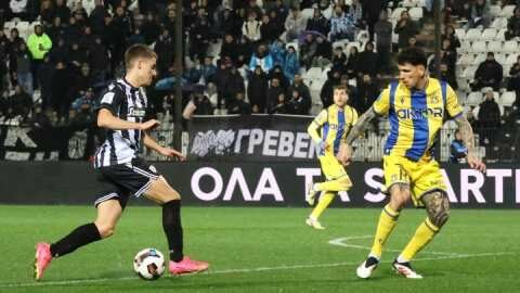 SuperLeague: &Omicron; &Mu;&epsilon;&lambda;έ&rho; &laquo;&sigma;&phi;&upsilon;&rho;ί&zeta;&epsilon;&iota;&raquo; &sigma;&tau;&eta;&nu; Opap Arena &kappa;&alpha;&iota; &omicron; &Omicron;&sigma;&mu;&epsilon;&rho;&sigmaf; &sigma;&tau;&eta;&nu; &Tau;&omicron;ύ&mu;&pi;&alpha;