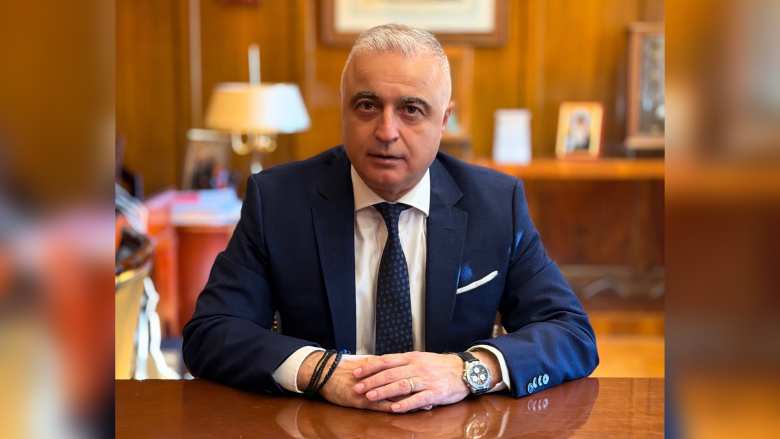 &Tau;&sigma;&alpha;&beta;&delta;&alpha;&rho;ί&delta;&eta;&sigmaf;: &Alpha;&pi;ά&nu;&tau;&eta;&sigma;&eta; &sigma;&tau;&omicron;&upsilon;&sigmaf; &alpha;&beta;ά&sigma;&iota;&mu;&omicron;&upsilon;&sigmaf; &iota;&sigma;&chi;&upsilon;&rho;&iota;&sigma;&mu;&omicron;ύ&sigmaf; &tau;&eta;&sigmaf; &pi;&rho;ώ&eta;&nu; &Delta;&iota;&omicron;ί&kappa;&eta;&sigma;&eta;&sigmaf; &tau;&omicron;&upsilon; &Epsilon;.&Chi;.&Kappa;. &Sigma;&epsilon;&lambda;ί&omicron;&upsilon; - &Eta; &alpha;&nu;&epsilon;&pi;ά&rho;&kappa;&epsilon;&iota;&alpha; &delta;&epsilon;&nu; &kappa;&alpha;&lambda;ύ&pi;&tau;&epsilon;&tau;&alpha;&iota; &mu;&epsilon; &lambda;ά&sigma;&pi;&eta;