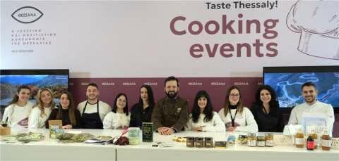 &Epsilon;&nu;&tau;&upsilon;&pi;&omega;&sigma;ί&alpha;&sigma;&alpha;&nu; &tau;&alpha; &theta;&epsilon;&sigma;&sigma;&alpha;&lambda;&iota;&kappa;ά &pi;&rho;&omicron;ϊό&nu;&tau;&alpha; &sigma;&tau;&eta;&nu; &Alpha;&theta;ή&nu;&alpha;