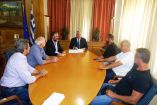 &Sigma;&upsilon;&nu;ά&nu;&tau;&eta;&sigma;&eta; &Upsilon;&pi;&Alpha;&Alpha;&Tau;, &Mu;. &Beta;&omicron;&rho;ί&delta;&eta; &mu;&epsilon; &alpha;&mu;&pi;&epsilon;&lambda;&omicron;&upsilon;&rho;&gamma;&omicron;ύ&sigmaf; &kappa;&alpha;&iota; &epsilon;&lambda;&alpha;&iota;&omicron;&pi;&alpha;&rho;&alpha;&gamma;&omega;&gamma;&omicron;ύ&sigmaf; &tau;&eta;&sigmaf; &Kappa;&rho;ή&tau;&eta;&sigmaf;: &laquo;&Sigma;&upsilon;&gamma;&kappa;&epsilon;&kappa;&rho;&iota;&mu;έ&nu;&alpha; &mu;έ&tau;&rho;&alpha; &kappa;&alpha;&iota; &pi;&alpha;&rho;&epsilon;&mu;&beta;ά&sigma;&epsilon;&iota;&sigmaf;  &gamma;&iota;&alpha; &tau;&eta;&nu; &upsilon;&pi;&epsilon;&rho;ά&sigma;&pi;&iota;&sigma;&eta; &kappa;&alpha;&iota; &tau;&eta;&nu; &alpha;ύ&xi;&eta;&sigma;&eta; &tau;&omicron;&upsilon; &epsilon;&iota;&sigma;&omicron;&delta;ή&mu;&alpha;&tau;&omicron;&sigmaf; &tau;&omega;&nu; &alpha;&gamma;&rho;&omicron;&tau;ώ&nu;&raquo;