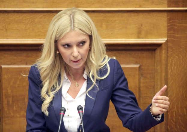 &Phi;&omega;&tau;&epsilon;&iota;&nu;ή &Alpha;&rho;&alpha;&mu;&pi;&alpha;&tau;&zeta;ή: &Delta;ύ&sigma;&kappa;&omicron;&lambda;&omicron; &tau;&omicron; &laquo;&kappa;&upsilon;&beta;&epsilon;&rho;&nu;ά&nu;&raquo; &kappa;. &Tau;&epsilon;&lambda;&iota;&gamma;&iota;&omicron;&rho;ί&delta;&omicron;&upsilon;