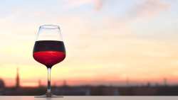 &Kappa;&Epsilon;&Omicron;&Sigma;&Omicron;&Epsilon;: &Kappa;&rho;&alpha;&sigma;ί &kappa;&alpha;&iota; &Upsilon;&gamma;&epsilon;ί&alpha;, &laquo;&pi;&rho;έ&pi;&epsilon;&iota; &eta; &epsilon;&pi;&iota;&sigma;&tau;ή&mu;&eta; &nu;&alpha; &upsilon;&pi;&omicron;&tau;&alpha;&chi;&theta;&epsilon;ί &sigma;&epsilon; &pi;&rho;&omicron;&kappa;&alpha;&theta;&omicron;&rho;&iota;&sigma;&mu;έ&nu;&epsilon;&sigmaf; &theta;έ&sigma;&epsilon;&iota;&sigmaf; ή &nu;&alpha; &delta;&iota;&alpha;&tau;&eta;&rho;ή&sigma;&epsilon;&iota; &tau;&eta;&nu; &epsilon;&lambda;&epsilon;&upsilon;&theta;&epsilon;&rho;ί&alpha; &tau;&eta;&sigmaf;;&raquo;