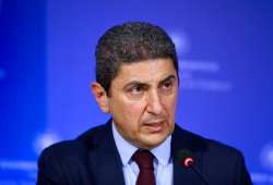 &Alpha;&upsilon;&gamma;&epsilon;&nu;ά&kappa;&eta;&sigmaf; &pi;&rho;&omicron;&sigmaf; &tau;&alpha; &kappa;ό&mu;&mu;&alpha;&tau;&alpha; &gamma;&iota;&alpha; &Kappa;&Alpha;&Pi;: &Theta;έ&lambda;&omicron;&upsilon;&mu;&epsilon; &epsilon;&theta;&nu;&iota;&kappa;έ&sigmaf; &sigma;&upsilon;&mu;&mu;&alpha;&chi;ί&epsilon;&sigmaf; &kappa;&alpha;&iota; &pi;&rho;&omicron;&tau;ά&sigma;&epsilon;&iota;&sigmaf;