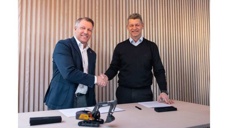 &Sigma;&tau;&rho;&alpha;&tau;&eta;&gamma;&iota;&kappa;ή &sigma;&upsilon;&nu;&epsilon;&rho;&gamma;&alpha;&sigma;ί&alpha; VolvoCE &kappa;&alpha;&iota; HitachiEnergy &gamma;&iota;&alpha; &tau;&eta;&nu; &alpha;&nu;ά&pi;&tau;&upsilon;&xi;&eta;&epsilon;&rho;&gamma;&omicron;&tau;&alpha;&xi;ί&omega;&nu; &mu;&eta;&delta;&epsilon;&nu;&iota;&kappa;ώ&nu; &epsilon;&kappa;&pi;&omicron;&mu;&pi;ώ&nu;