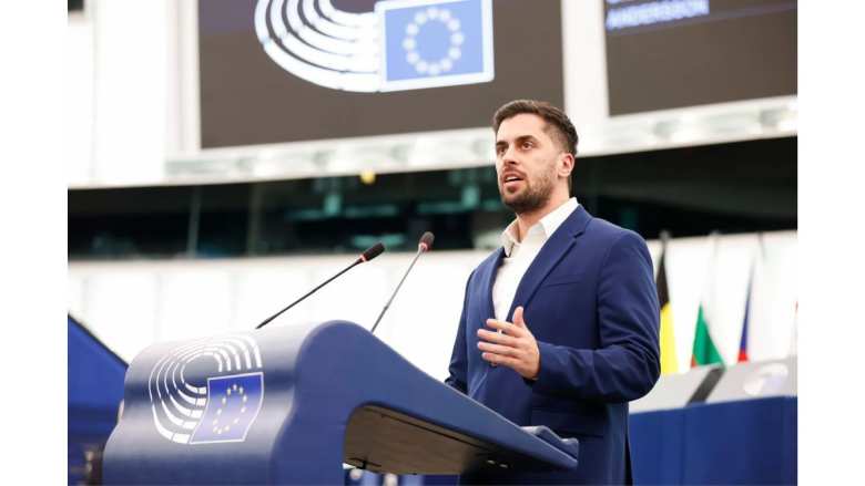 &Pi;&alpha;&rho;έ&mu;&beta;&alpha;&sigma;&eta; &Epsilon;&mu;&mu;&alpha;&nu;&omicron;&upsilon;ή&lambda; &Phi;&rho;ά&gamma;&kappa;&omicron;&upsilon; &sigma;&tau;&eta;&nu; &Epsilon;&pi;&iota;&tau;&rho;&omicron;&pi;ή &alpha;&lambda;&iota;&epsilon;ί&alpha;&sigmaf; &upsilon;&pi;έ&rho; &tau;&omega;&nu; &Epsilon;&lambda;&lambda;ή&nu;&omega;&nu; &Psi;&alpha;&rho;ά&delta;&omega;&nu;