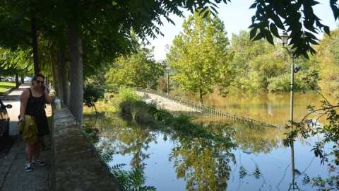 &Kappa;&alpha;&kappa;&omicron;&kappa;&alpha;&iota;&rho;ί&alpha; Daniel: Ώ&rho;&epsilon;&sigmaf; &alpha;&gamma;&omega;&nu;ί&alpha;&sigmaf; &gamma;&iota;&alpha; &tau;&eta;&nu; &Lambda;ά&rho;&iota;&sigma;&alpha; - &Alpha;&pi;&epsilon;&iota;&lambda;&epsilon;ί &omicron; &Pi;&eta;&nu;&epsilon;&iota;ό&sigmaf;, &omicron;&chi;&upsilon;&rho;ώ&nu;&epsilon;&tau;&alpha;&iota; &eta; &pi;ό&lambda;&eta;