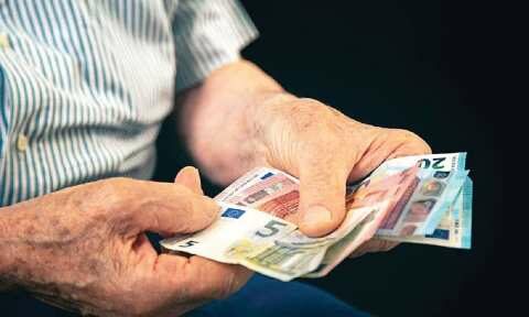 &Eta; e-&pi;ό&mu;&epsilon;&nu;&eta; &eta;&mu;έ&rho;&alpha; &tau;&omicron;&upsilon; e-&Epsilon;&Phi;&Kappa;&Alpha;  - Έ&kappa;&delta;&omicron;&sigma;&eta; 11.000 &epsilon;&pi;&iota;&kappa;&omicron;&upsilon;&rho;&iota;&kappa;ώ&nu; &sigma;&upsilon;&nu;&tau;ά&xi;&epsilon;&omega;&nu; &sigma;&epsilon; 24 ώ&rho;&epsilon;&sigmaf;