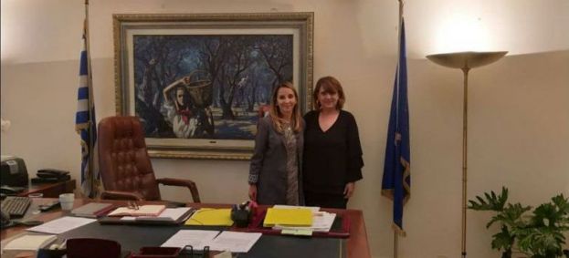 &Sigma;&upsilon;&nu;ά&nu;&tau;&eta;&sigma;&eta; &tau;&eta;&sigmaf; &Upsilon;&phi;&upsilon;&pi;&omicron;&upsilon;&rho;&gamma;&omicron;ύ &Alpha;&Alpha; &amp; &Tau; &Omicron;&lambda;&upsilon;&mu;&pi;ί&alpha;&sigmaf; &Tau;&epsilon;&lambda;&iota;&gamma;&iota;&omicron;&rho;ί&delta;&omicron;&upsilon; &mu;&epsilon; &tau;&eta;&nu; &Pi;&rho;έ&sigma;&beta;&epsilon;&iota;&rho;&alpha; &tau;&eta;&sigmaf; &Chi;&iota;&lambda;ή&sigmaf; PIA BUSTA
