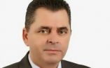 &Omicron; &Kappa;ώ&sigma;&tau;&alpha; &Kappa;&alpha;&lambda;&alpha;ϊ&tau;&zeta;ί&delta;&eta;&sigmaf; &gamma;&iota;&alpha; &tau;&eta;&nu; &Pi;&rho;&omega;&tau;&omicron;&mu;&alpha;&gamma;&iota;ά "&Epsilon;&Tau;&Sigma;&Iota; &Delta;&Iota;&Alpha;&Sigma;&Phi;&Alpha;&Lambda;&Iota;&Zeta;&Omicron;&Nu;&Tau;&Alpha;&Iota; &Tau;&Alpha; &Sigma;&Upsilon;&Mu;&Phi;&Epsilon;&Rho;&Omicron;&Nu;&Tau;&Alpha; &Tau;&Omega;&Nu; &Epsilon;&Rho;&Gamma;&Alpha;&Zeta;&Omicron;&Mu;&Epsilon;&Nu;&Omega;&Nu;"